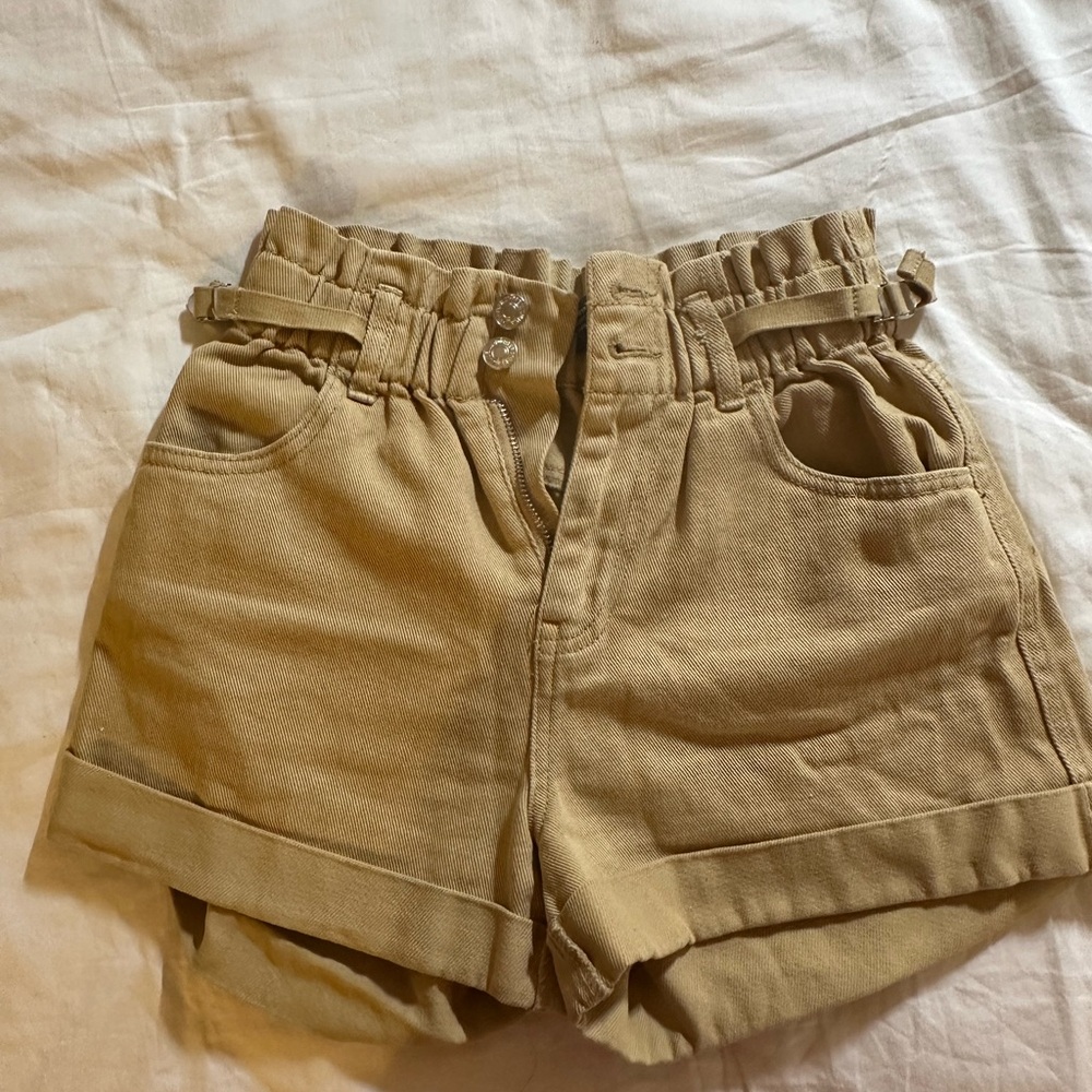 Forever 21 Tan Women's Cargo Shorts